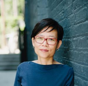 Lisa Sun-Hee Park headshot