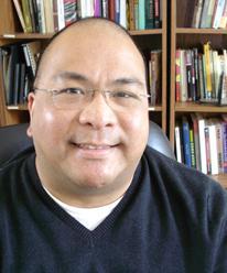 Benjamin Zulueta headshot